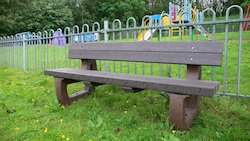 Colne Bench 4 Seater Robust Maintenance-Free Long lasting Recycled Plastic Alternative to wood