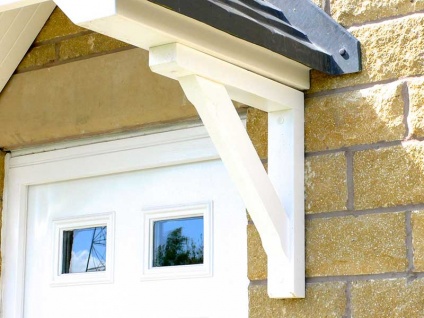 Pair of Angled Porch Gallows Brackets | Synthetic Wood