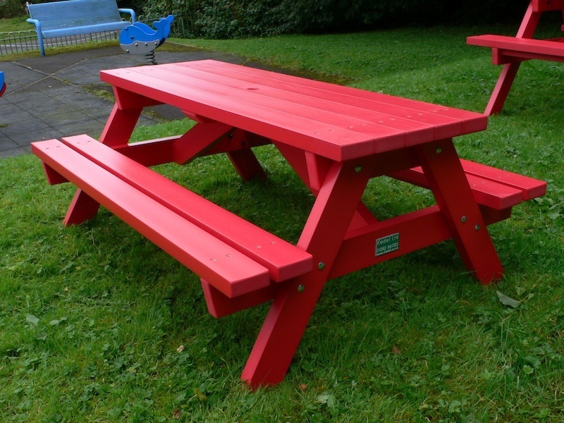 Derwent Recycled Plastic Junior Picnic Table/Bench Education