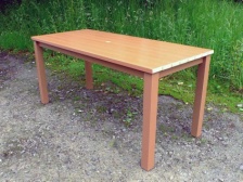 Thames Garden Table | Synthetic Wood | Recycled Plastic
